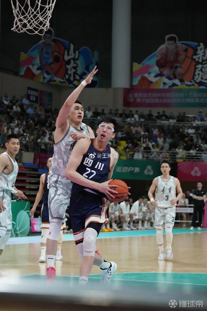 开云体育官方网站-四川男篮再次获胜，实力稳步增长