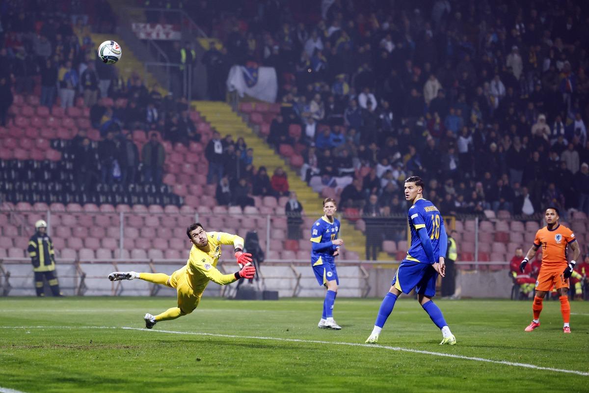 开云官网-关于亚洲足球赛事：精彩对战即将吹响战鼓的信息