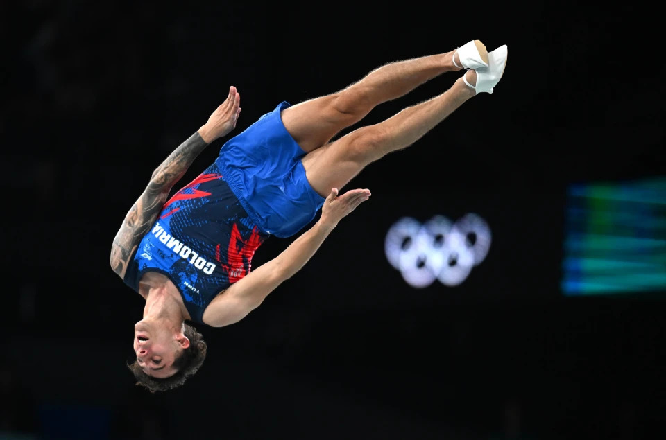 包含高难度动作轮番上阵，蹦床选手表现抢眼的词条