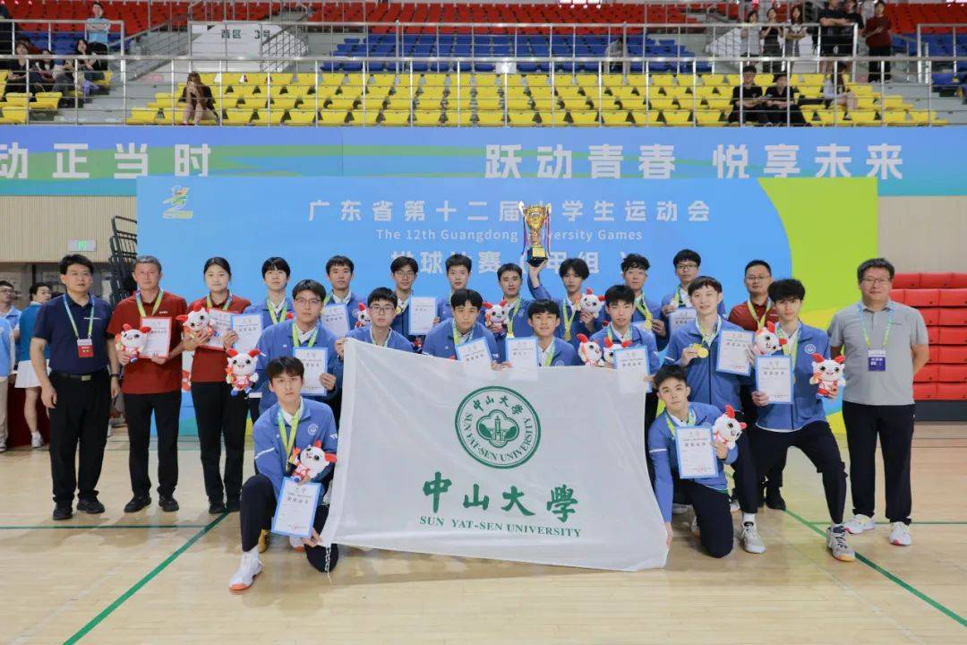 绝地反击!黑马球队捍卫荣誉的简单介绍 绝地反击!黑马球队捍卫荣誉的简单介绍