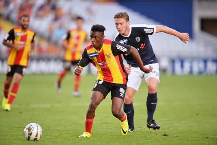 关于阿雅克肖主场告负，陷入法甲保级泥潭的信息