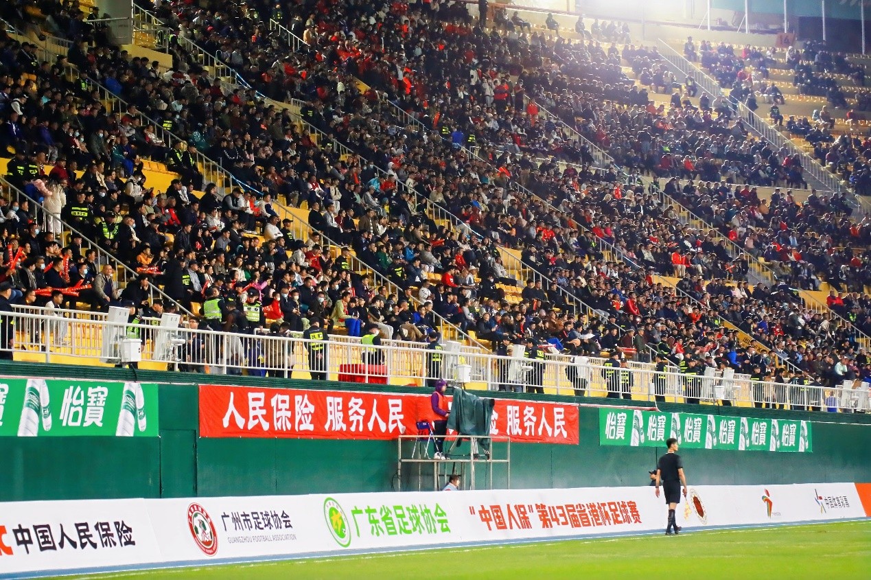 比利亚雷亚尔主场战平马拉加，难分伯仲的简单介绍