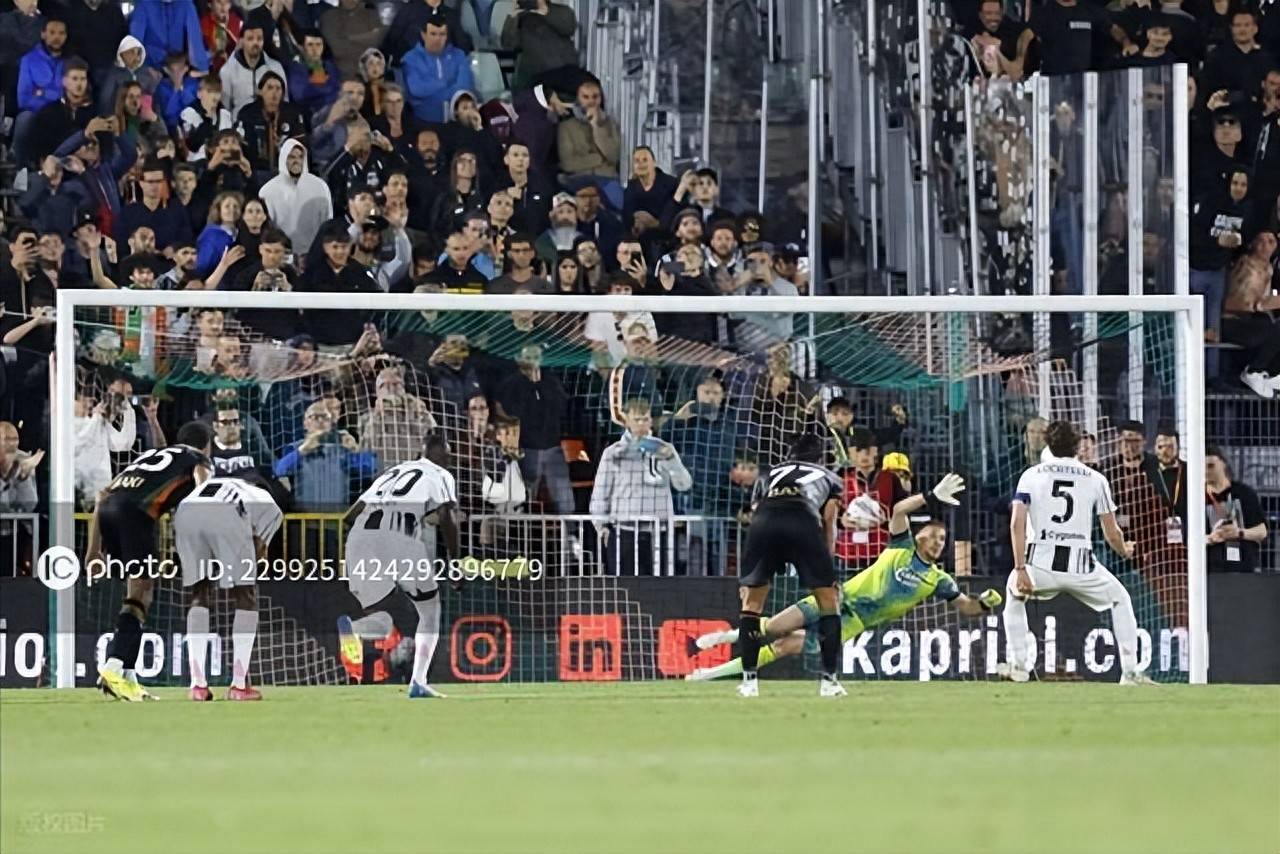 开云体育登录-尤文图斯负隅顽抗，成功晋级欧冠八强