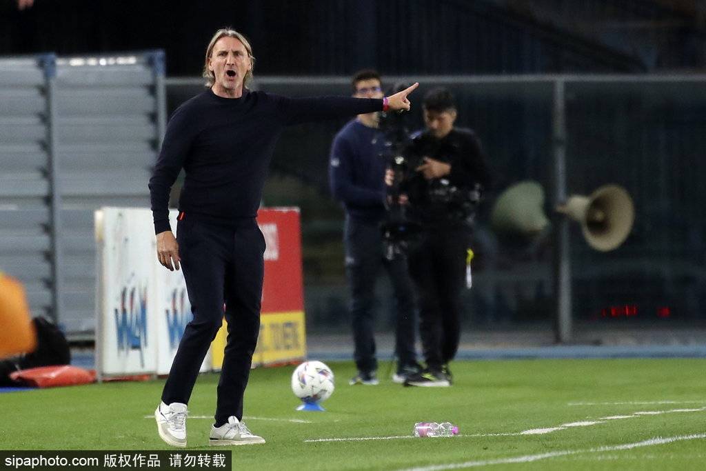 关于卡利亚里首获胜，球员表现抢眼的信息