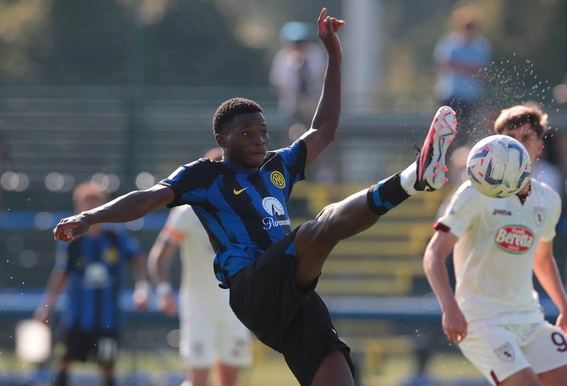 国际米兰击败桑普多利亚,积分榜攀升的简单介绍 国际米兰击败桑普多利亚,积分榜攀升的简单介绍