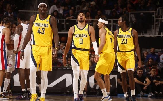 关键时刻致命一击，逆转胜利引爆观众热情