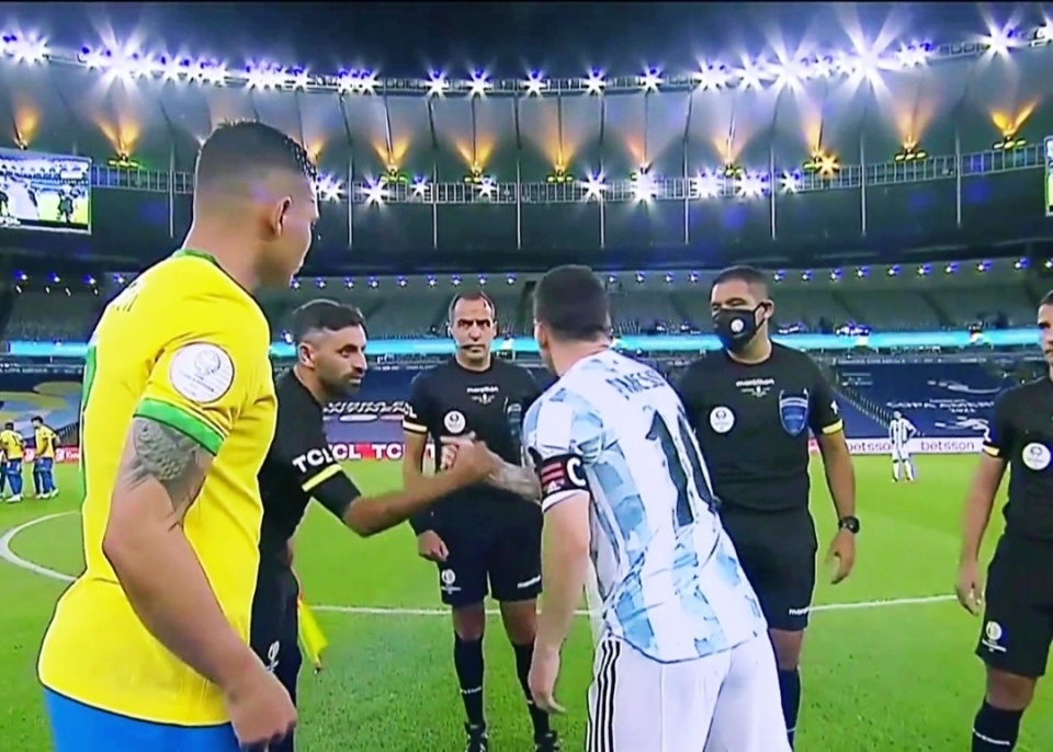 哥斯达黎加队遭遇惨败,止步十六强 哥斯达黎加队遭遇惨败,止步十六强