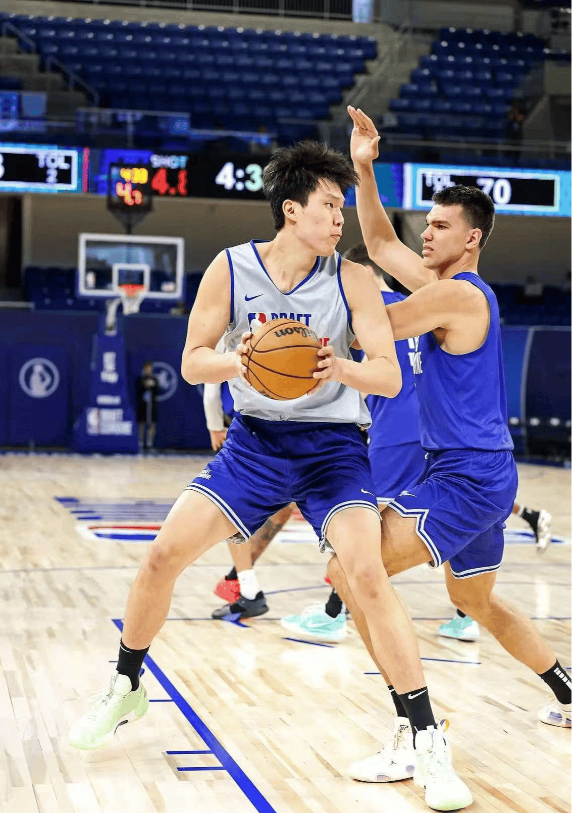 关于雄鹿遭受挑战,击败开拓者战胜困难的信息 关于雄鹿遭受挑战,击败开拓者战胜困难的信息