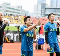 2名紧密任球员境拜遍明库对的简单介绍