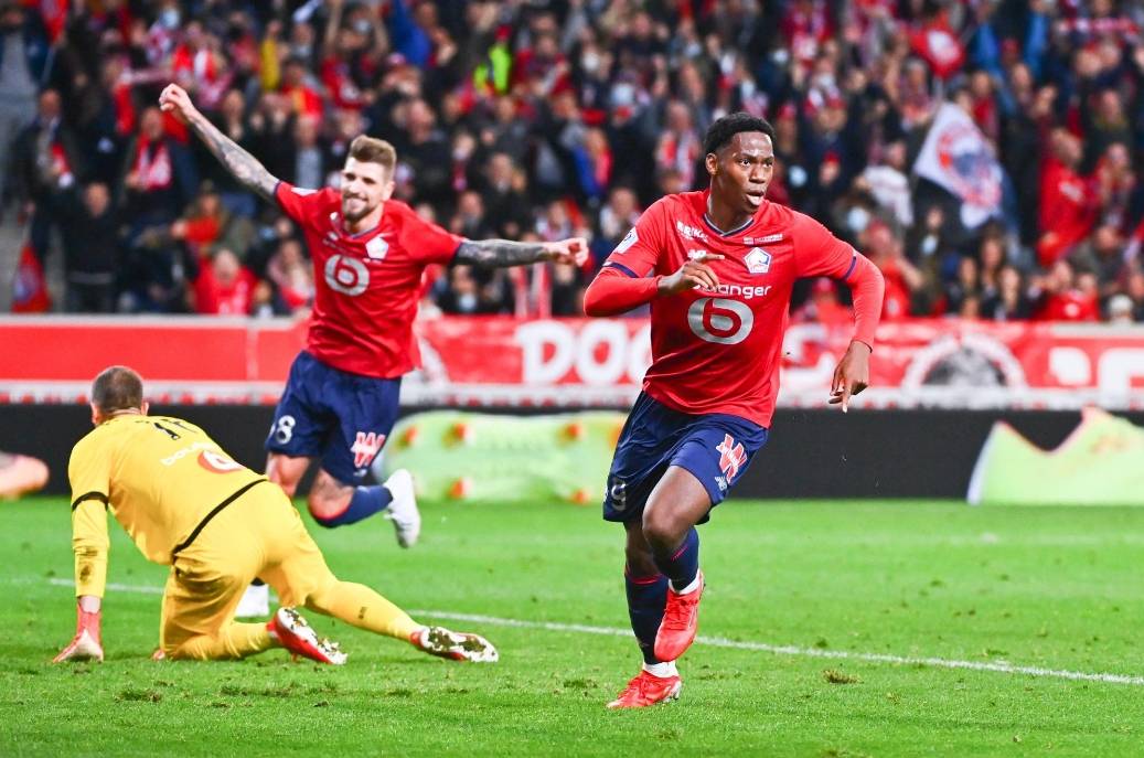 里尔中场因伤报销，影响球队进攻端表现