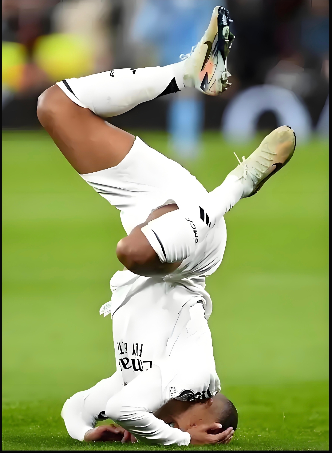 皇马中场核心表现抢眼，球队信心十足