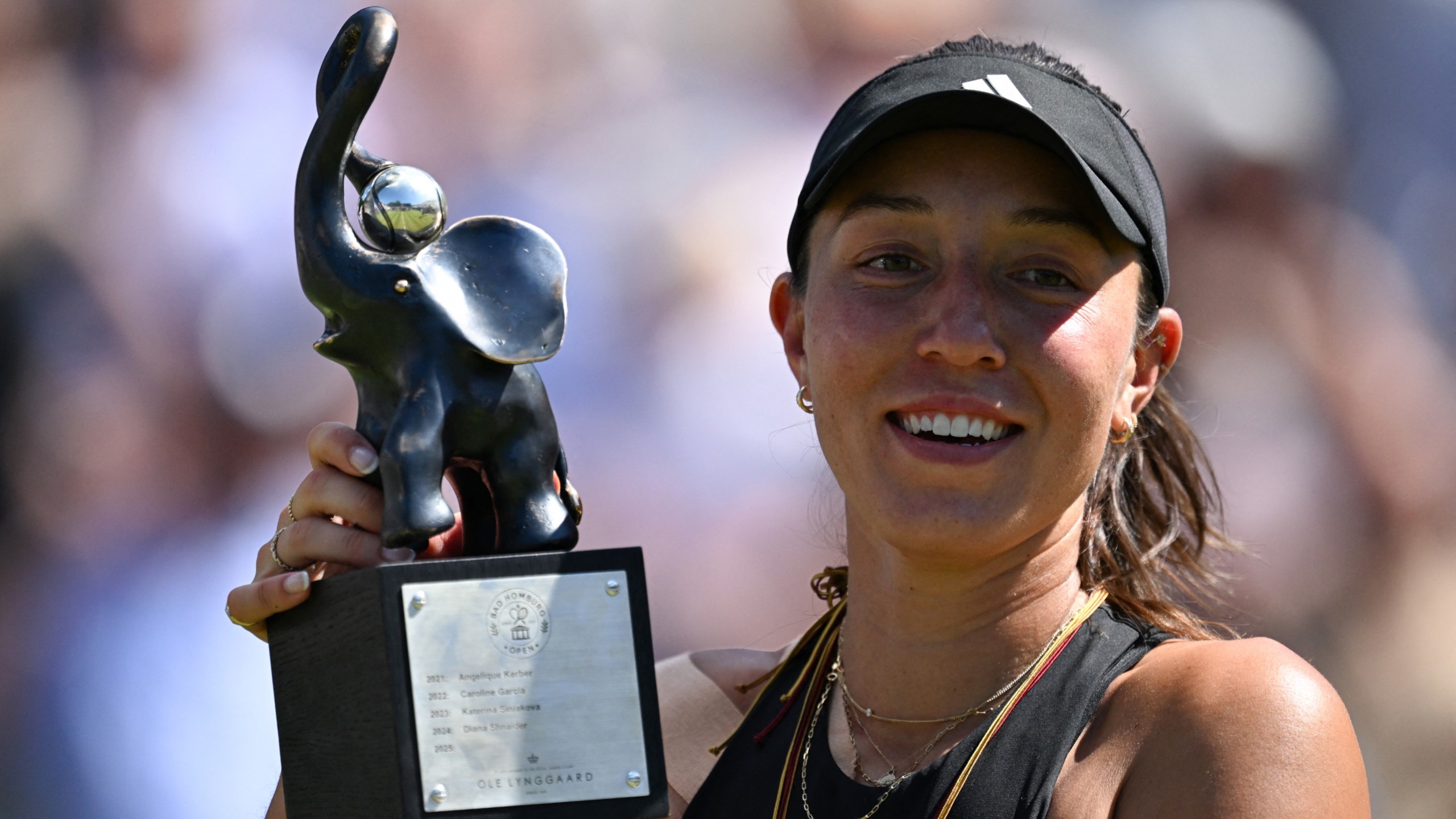 斯洛文尼亚网球选手斩获金牌 斯洛文尼亚网球选手斩获金牌