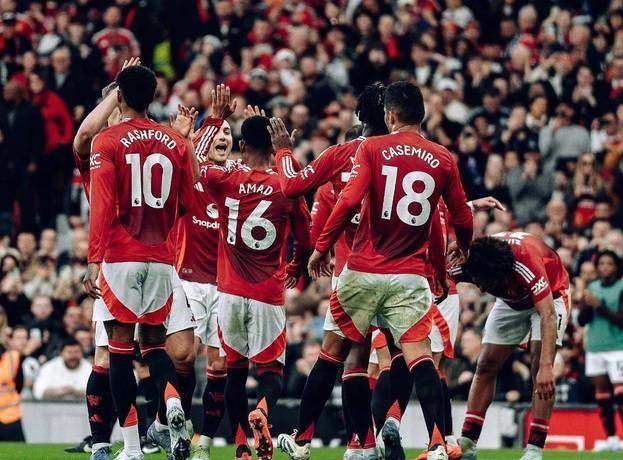 伯恩利vs纽卡斯尔,对决宿敌引爆全场! 伯恩利vs纽卡斯尔,对决宿敌引爆全场!