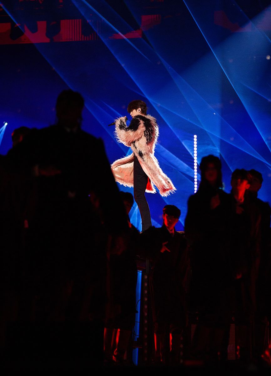 体坛巨星齐聚盛会，各展绝活绽放激情