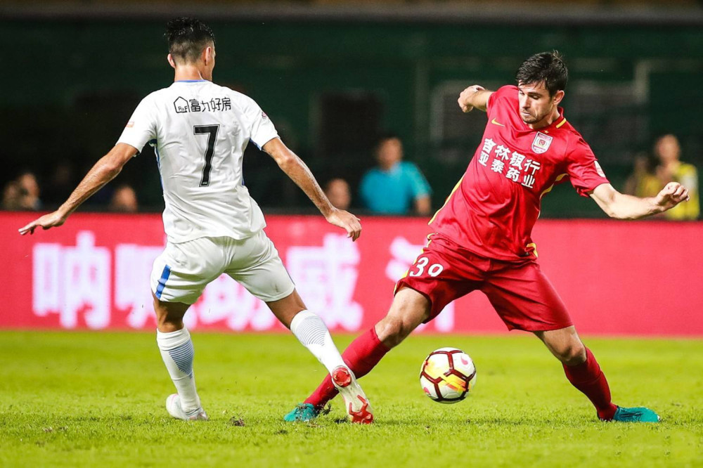 发挥失常建业被苏宁击溃,保级形势雪上加霜 发挥失常建业被苏宁击溃,保级形势雪上加霜