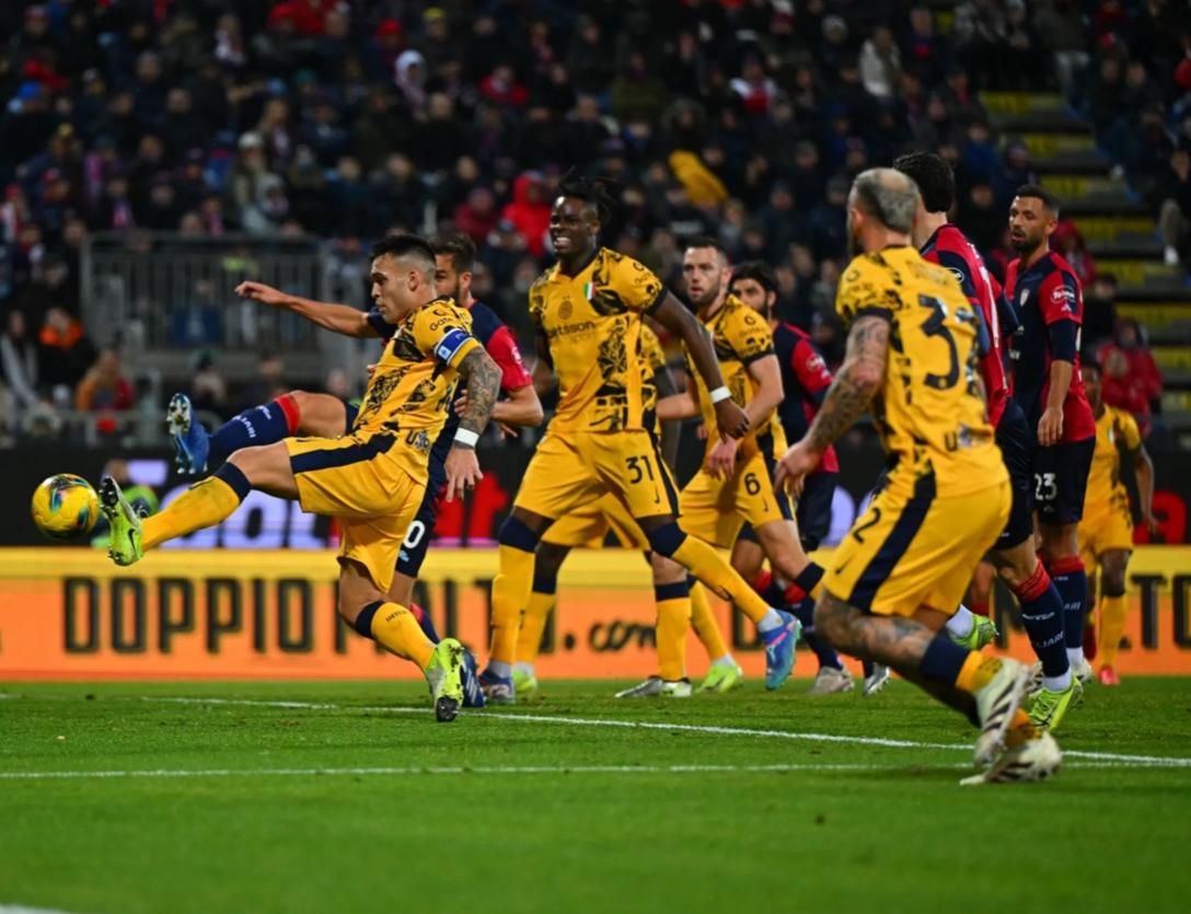 包含皮奥利破门，国际米兰客场获胜的词条