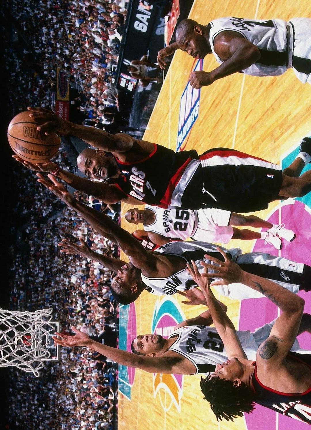 掘金不敌马刺,遭遇两连败 掘金不敌马刺,遭遇两连败